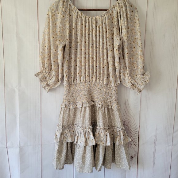 Easel Dress, Boutique, S. Floral print with tiered ruffles, boho, Spring, party - Picture 2 of 5